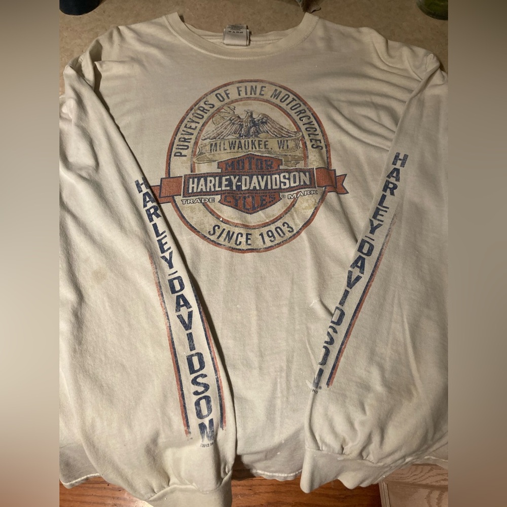 Long Sleeved T-Shirt